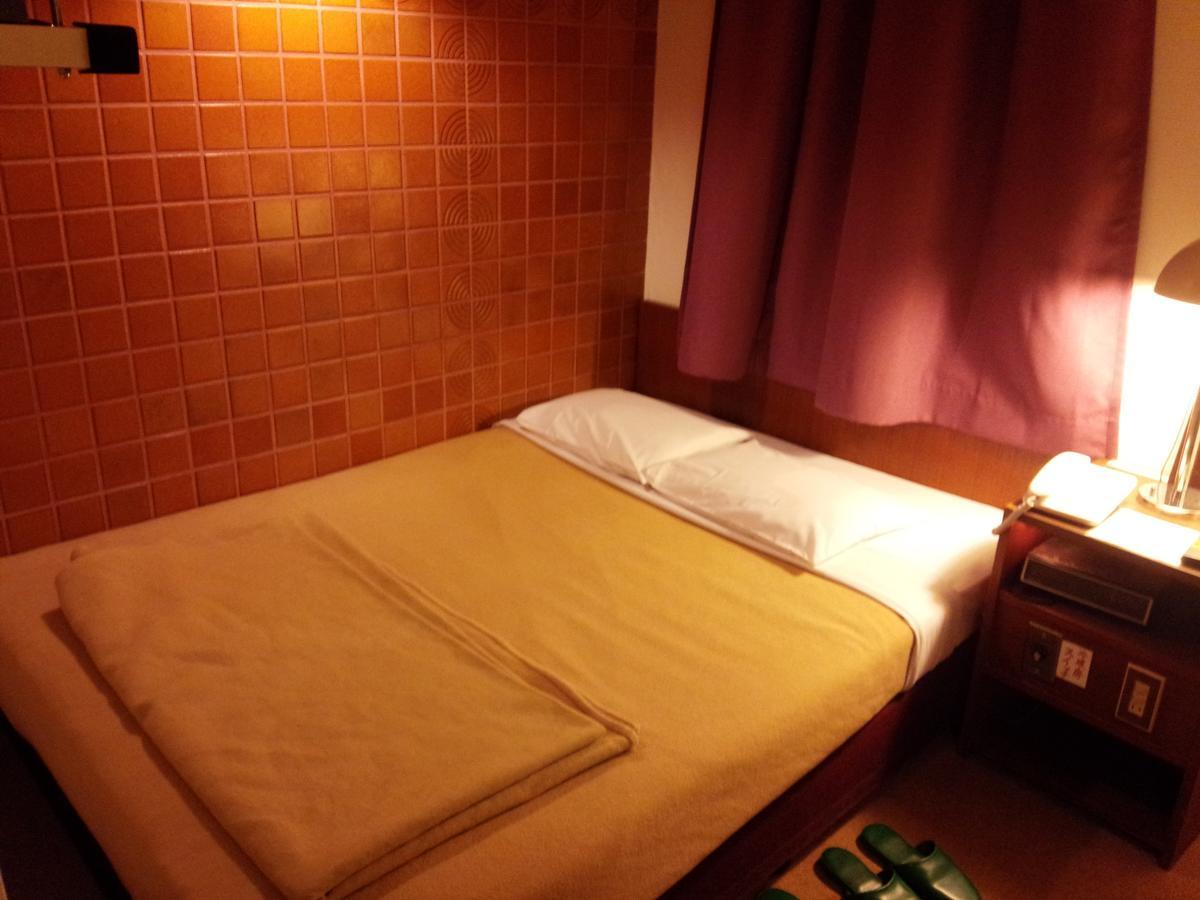 Business Hotel Ok Osaka Exterior photo
